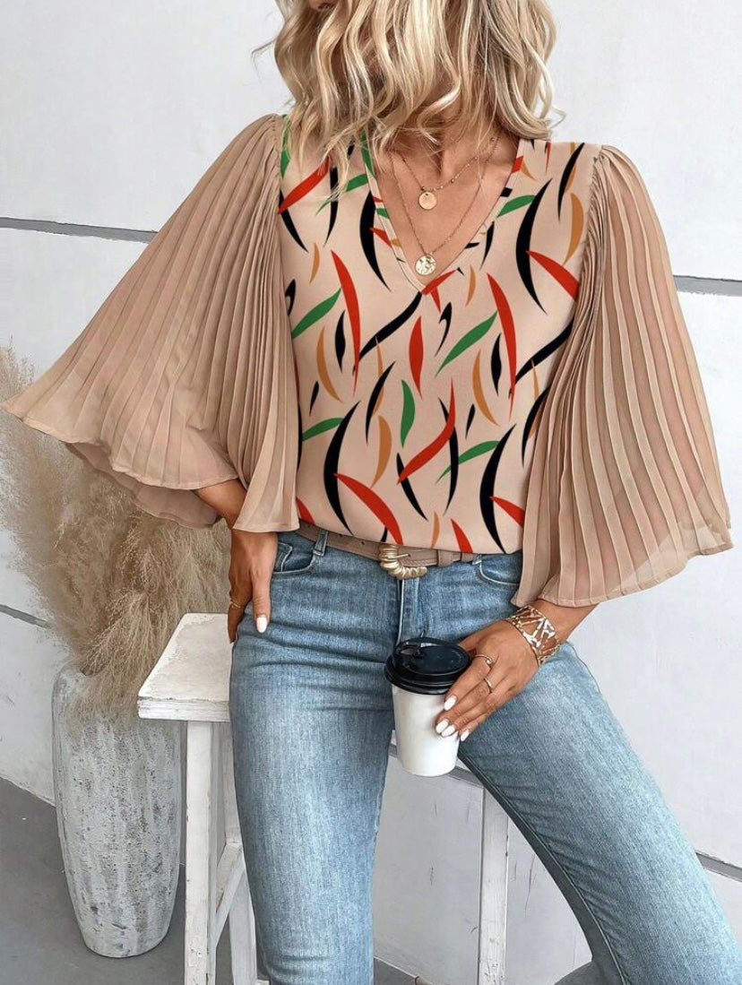 CM-TS391613 Women Casual Seoul Style Graphic Print Pleated Trumpet Sleeve Blouse
