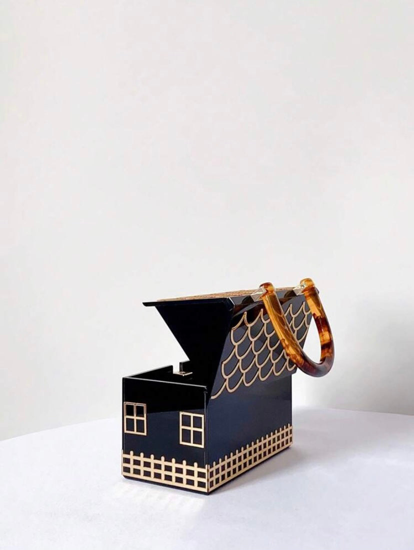 CM-BGS001141 Women Trendy Seoul Style House-Shaped Top Handle Handbag With Flip Cover