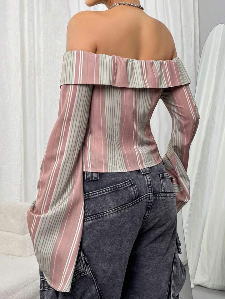 CM-TS478686 Women Casual Seoul Style One Shoulder Stripe Textured Shirt