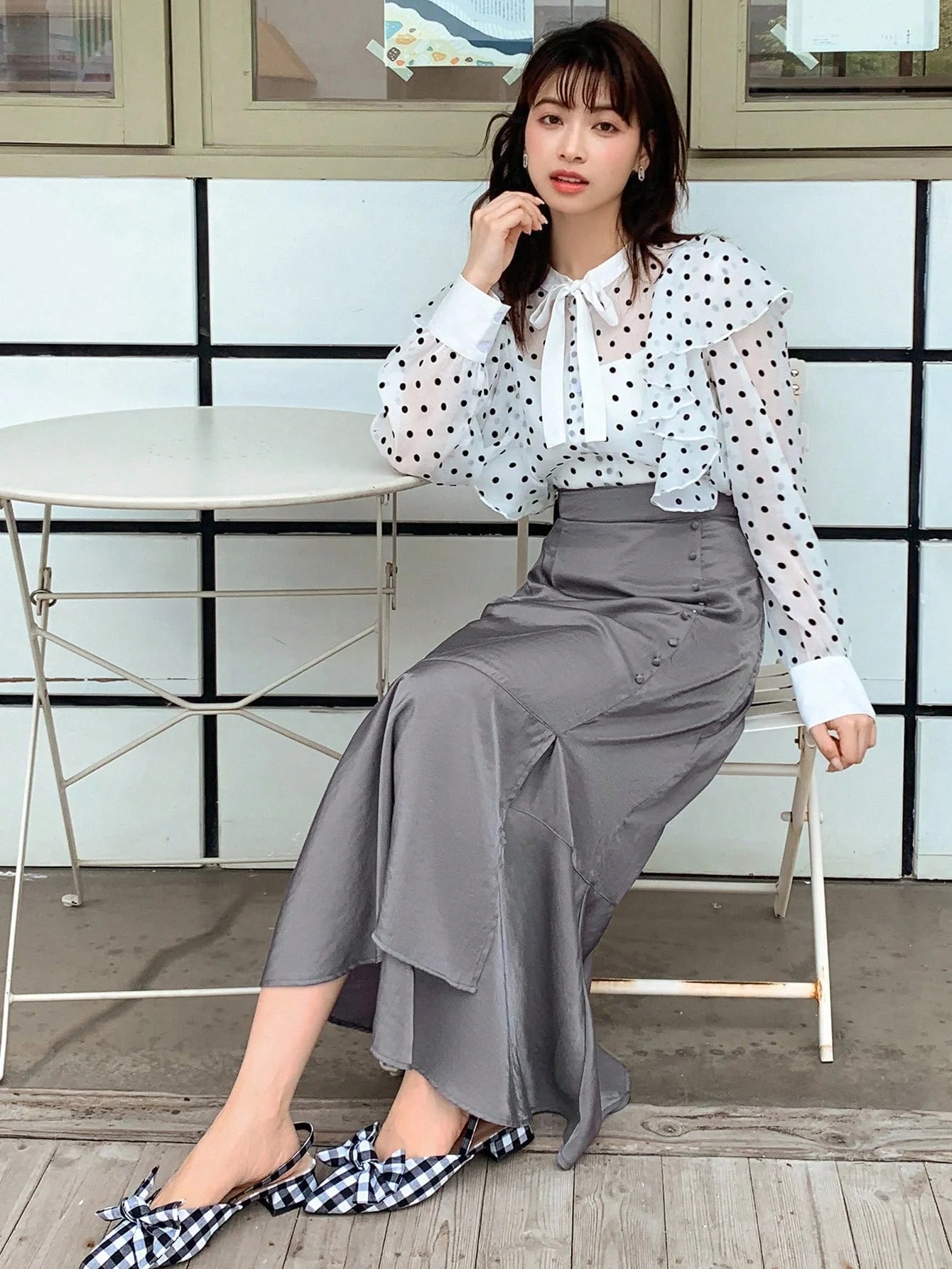 CM-BS440360 Women Elegant Seoul Style Solid Button Detail Ruffle Hem Skirt - Gray