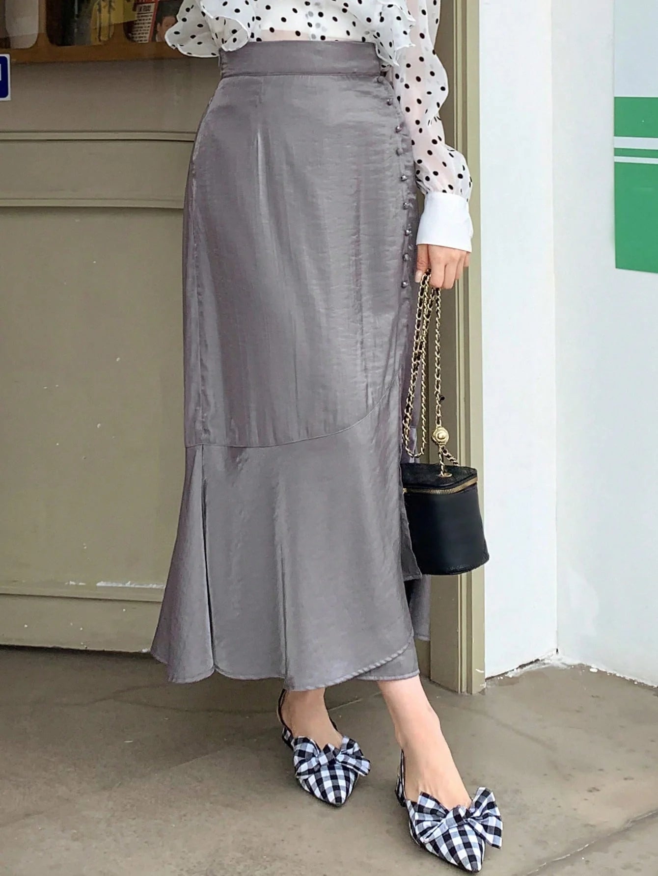 CM-BS440360 Women Elegant Seoul Style Solid Button Detail Ruffle Hem Skirt - Gray