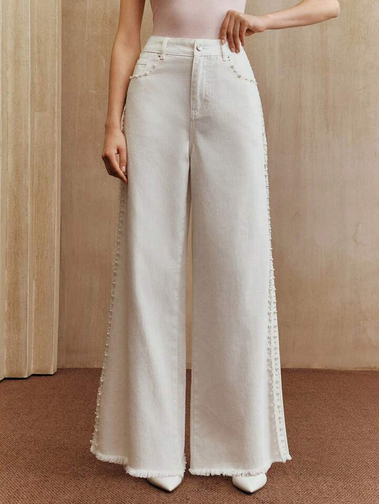 CM-BS925850 Women Elegant Seoul Style Mid Waist Faux Pearl Decor Pocket Wide Leg Loose Jeans - White