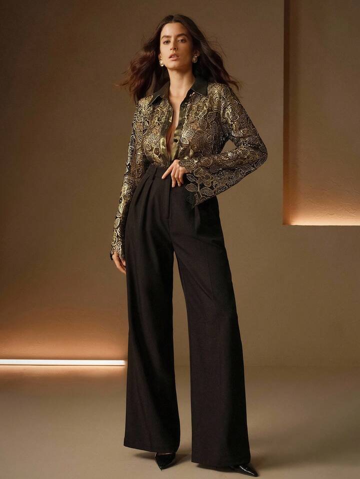 CM-TS210666 Women Elegant Seoul Style Collar Neckline Hollow Out Gold Foil Lace Long Sleeve Blouse