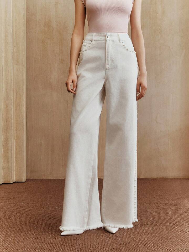 CM-BS925850 Women Elegant Seoul Style Mid Waist Faux Pearl Decor Pocket Wide Leg Loose Jeans - White