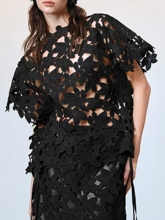 CM-TS667699 Women Elegant Seoul Style Round Neck Hollow Out Batwing Short Sleeve Sheer Top - Black