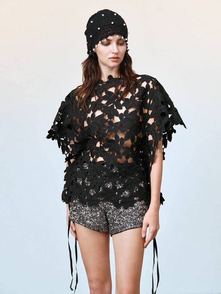 CM-TS667699 Women Elegant Seoul Style Round Neck Hollow Out Batwing Short Sleeve Sheer Top - Black