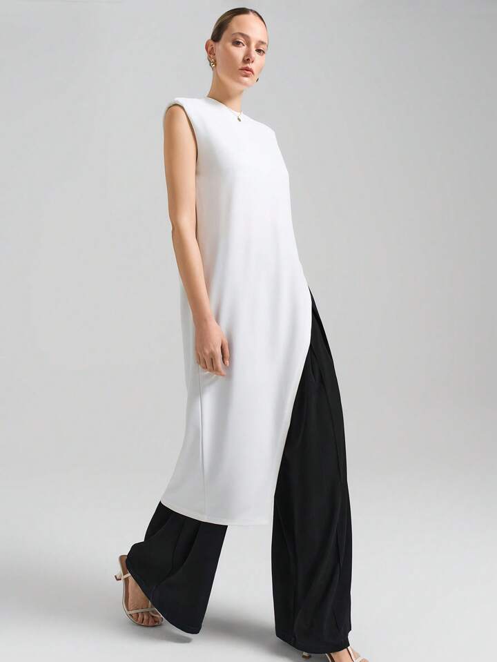 CM-TS667639 Women Casual Seoul Style Round Neck Wide Shoulder Sleeveless Asymmetric Hem Mid-Length Top - White