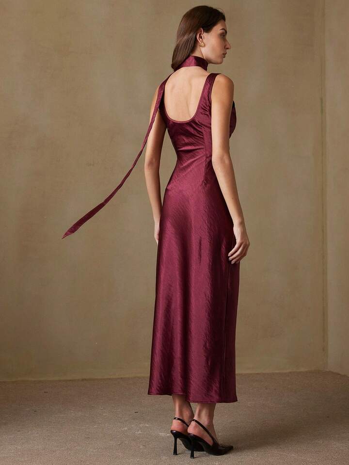 CM-DS812200 Women Elegant Seoul Style Satin Ribbon Decor Pleated Hollow Out Sleeveless Dress - Burgundy