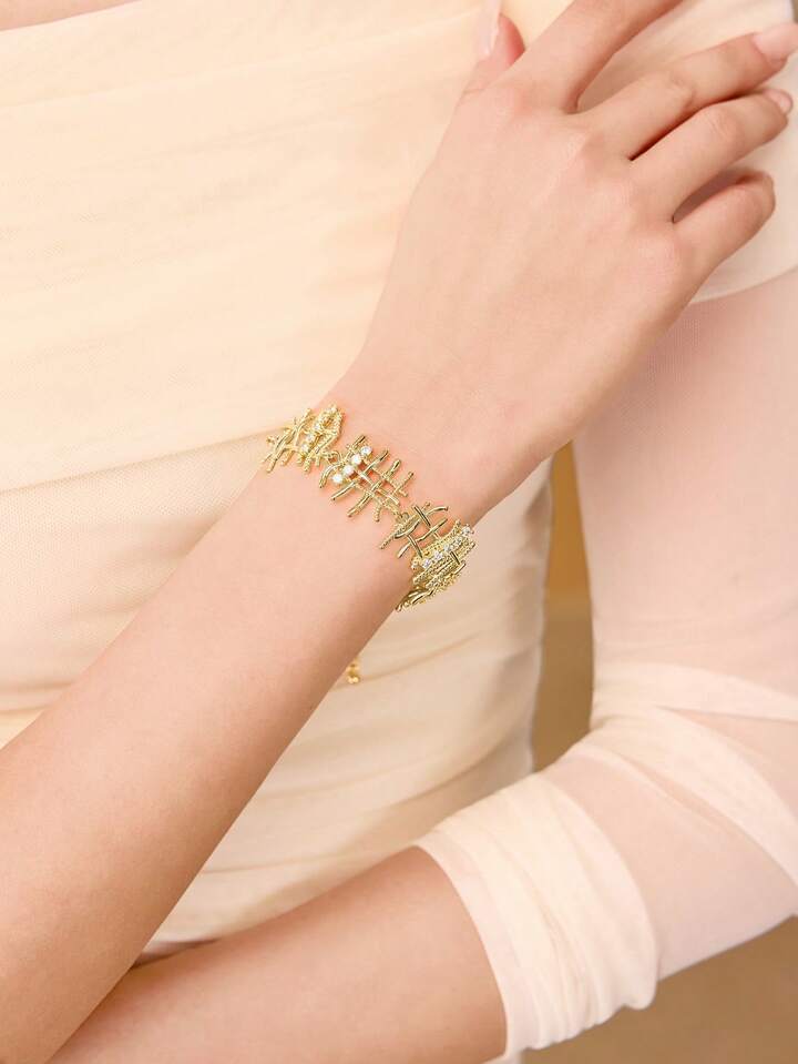 CM-AXS114107 Women Trendy Seoul Style Hollow Braided Chain Bracelet - Gold