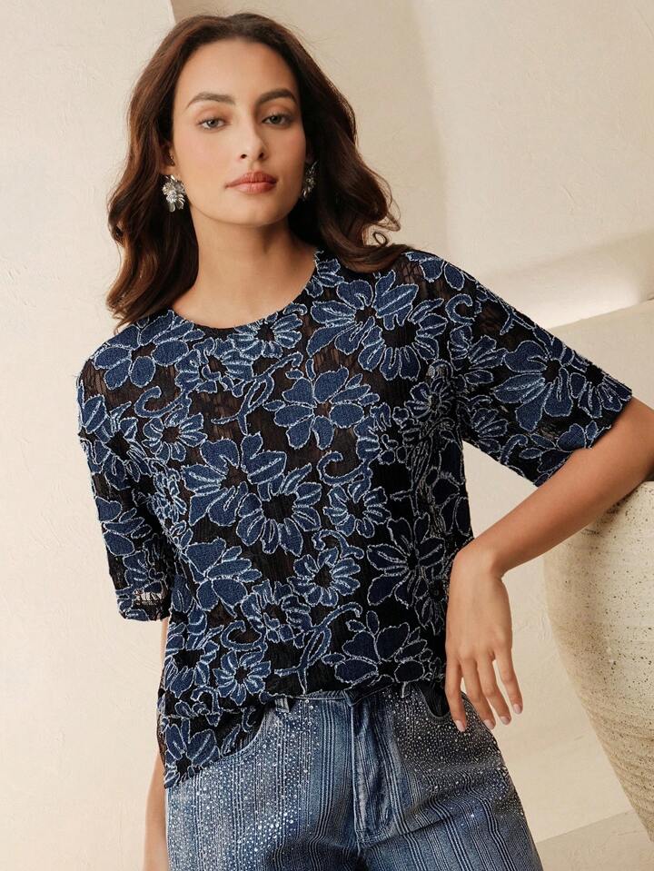 CM-TS276461 Women Elegant Seoul Style Hollow-Out 3D Laser-Cut Lace Butterfly Back Handmade Crew Neck Short Sleeve T-Shirt