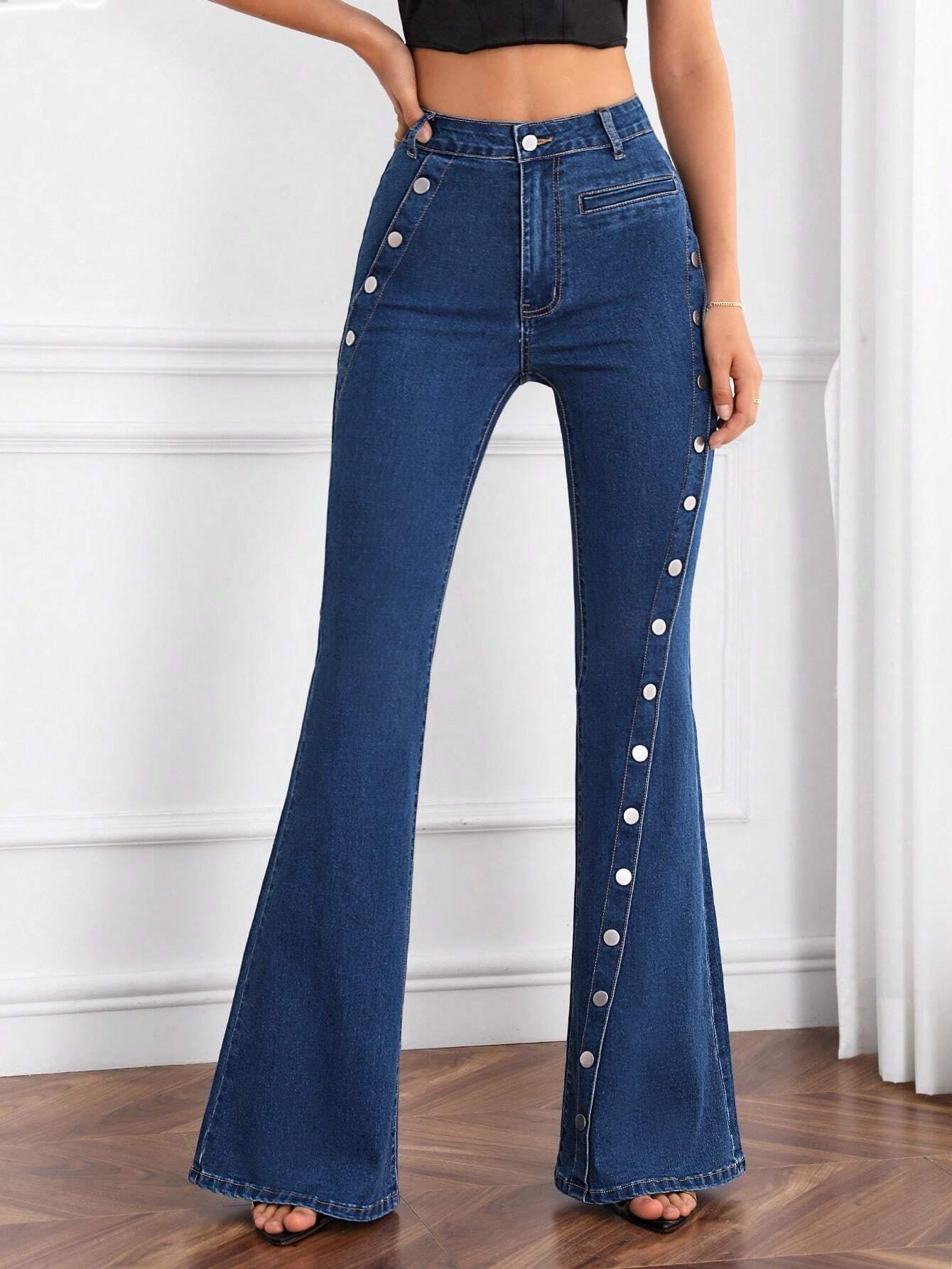 CM-BS938932 Women Casual Seoul Style Dark Wash Button Detail Flare Leg Jeans