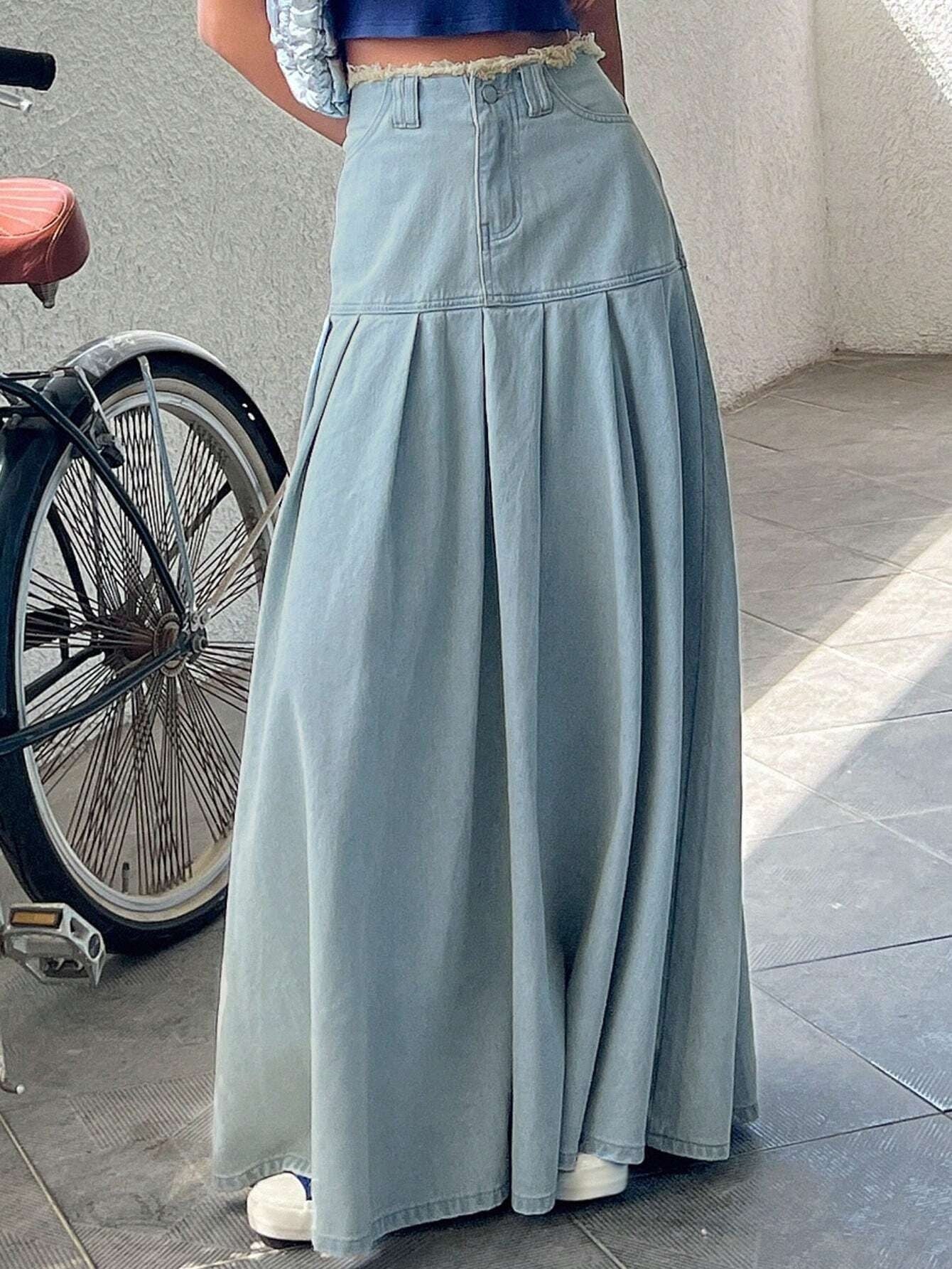 CM-BS899163 Women Casual Seoul Style Solid Pleated Detail Denim Skirt - Blue