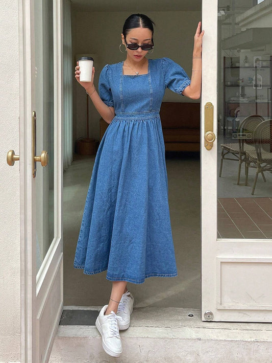 CM-DS832025 Women Casual Seoul Style Medium Wash Square Neck Puff Sleeve A-Line Denim Dress