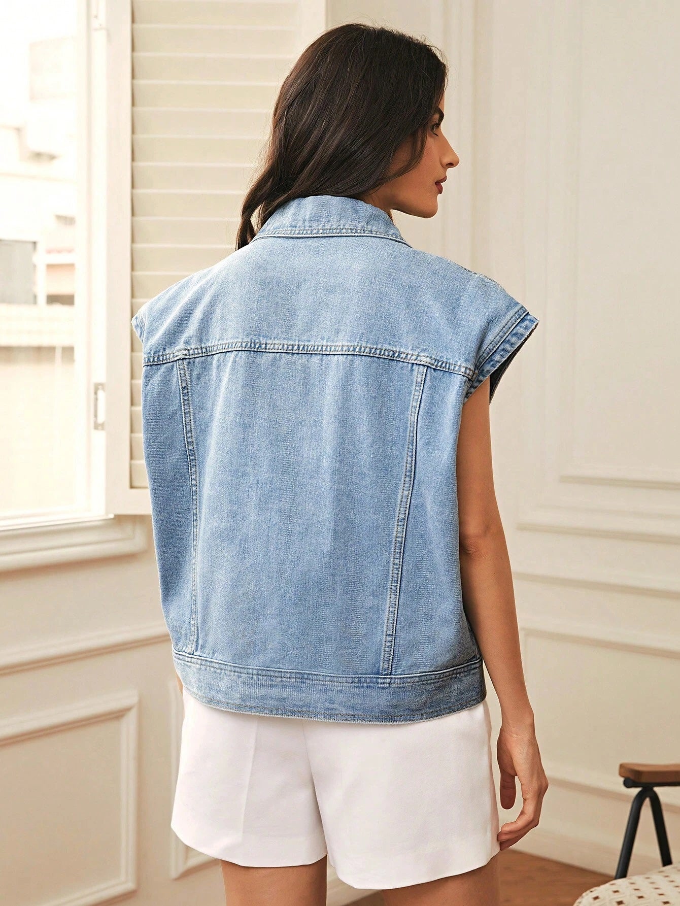 CM-CS747248 Women Casual Seoul Style Light Wash Batwing Sleeve Denim Jacket