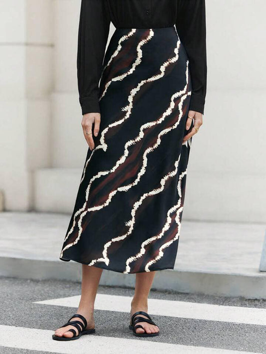 CM-BS431117 Women Casual Seoul Style Printed High Waist Midi Skirt - Black
