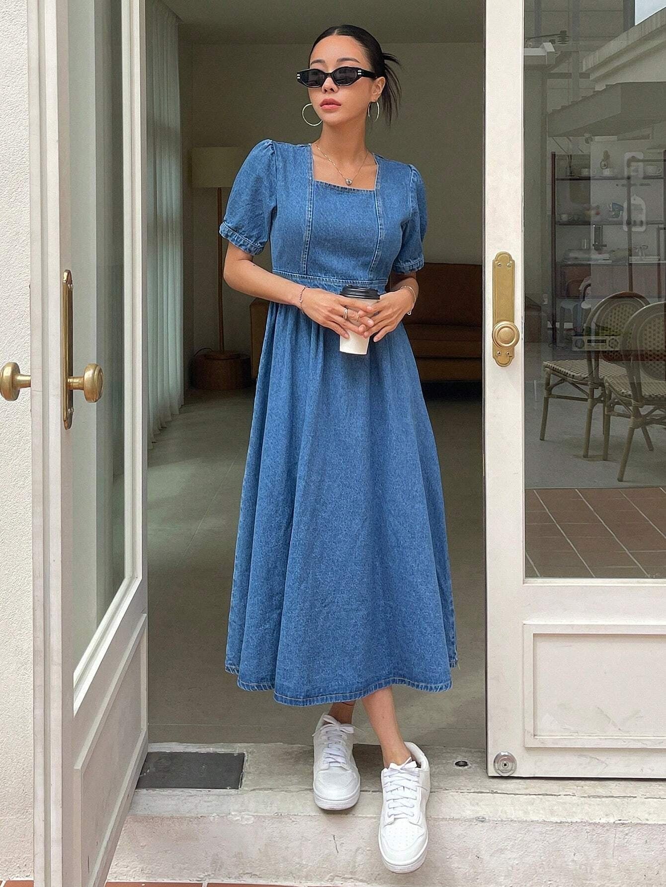 CM-DS832025 Women Casual Seoul Style Medium Wash Square Neck Puff Sleeve A-Line Denim Dress