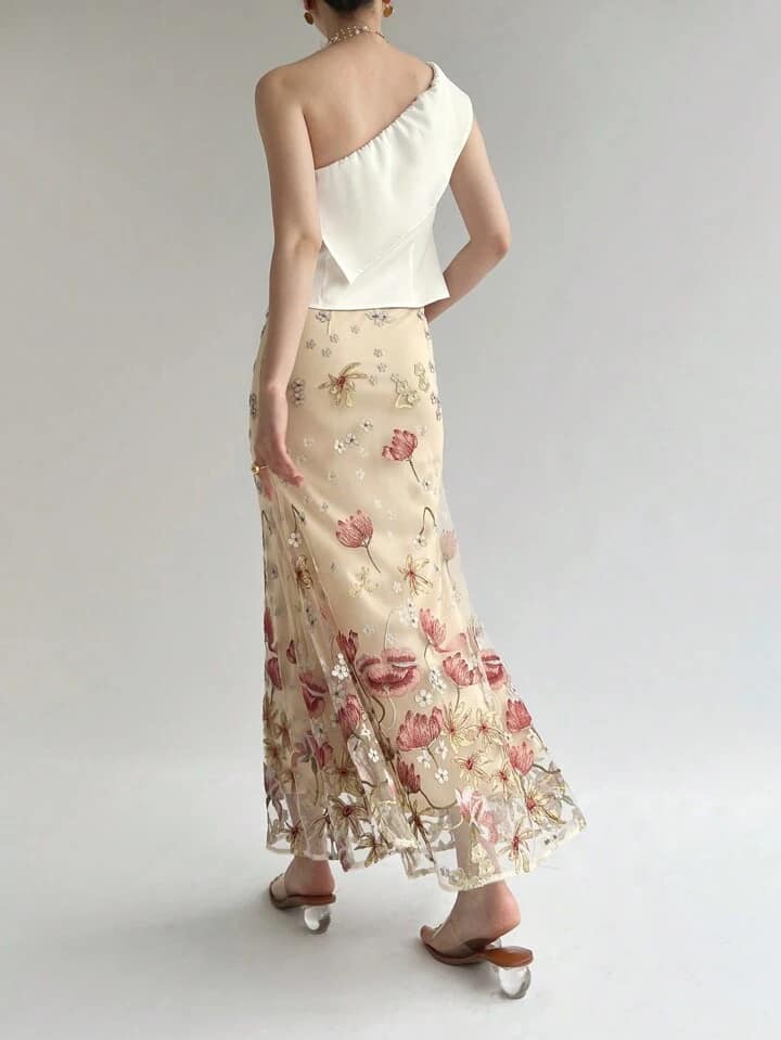 CM-BS956172 Women Trendy Bohemian Style Floral Embroidery Fish Tail Long Skirt