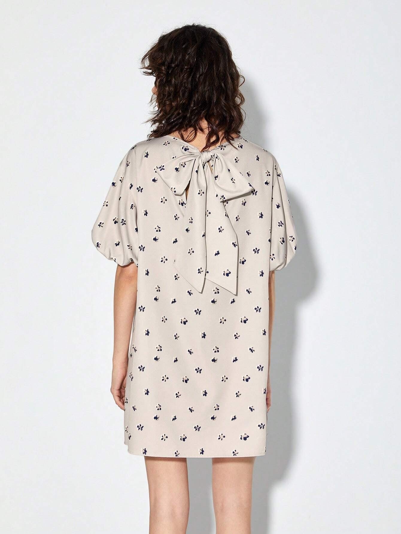 CM-DS442495 Women Casual Seoul Style Tie Back Allover Print Puff Sleeve Dress
