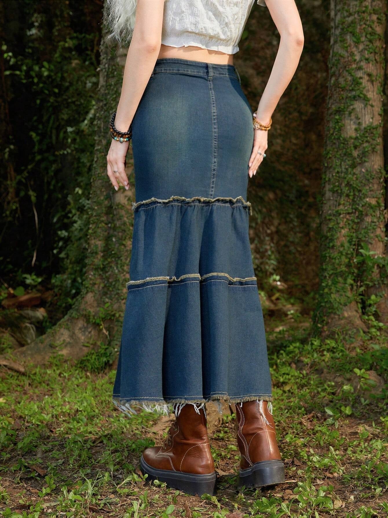 CM-BS159792 Women Casual Seoul Style Dark Wash Raw Hem Denim Skirt