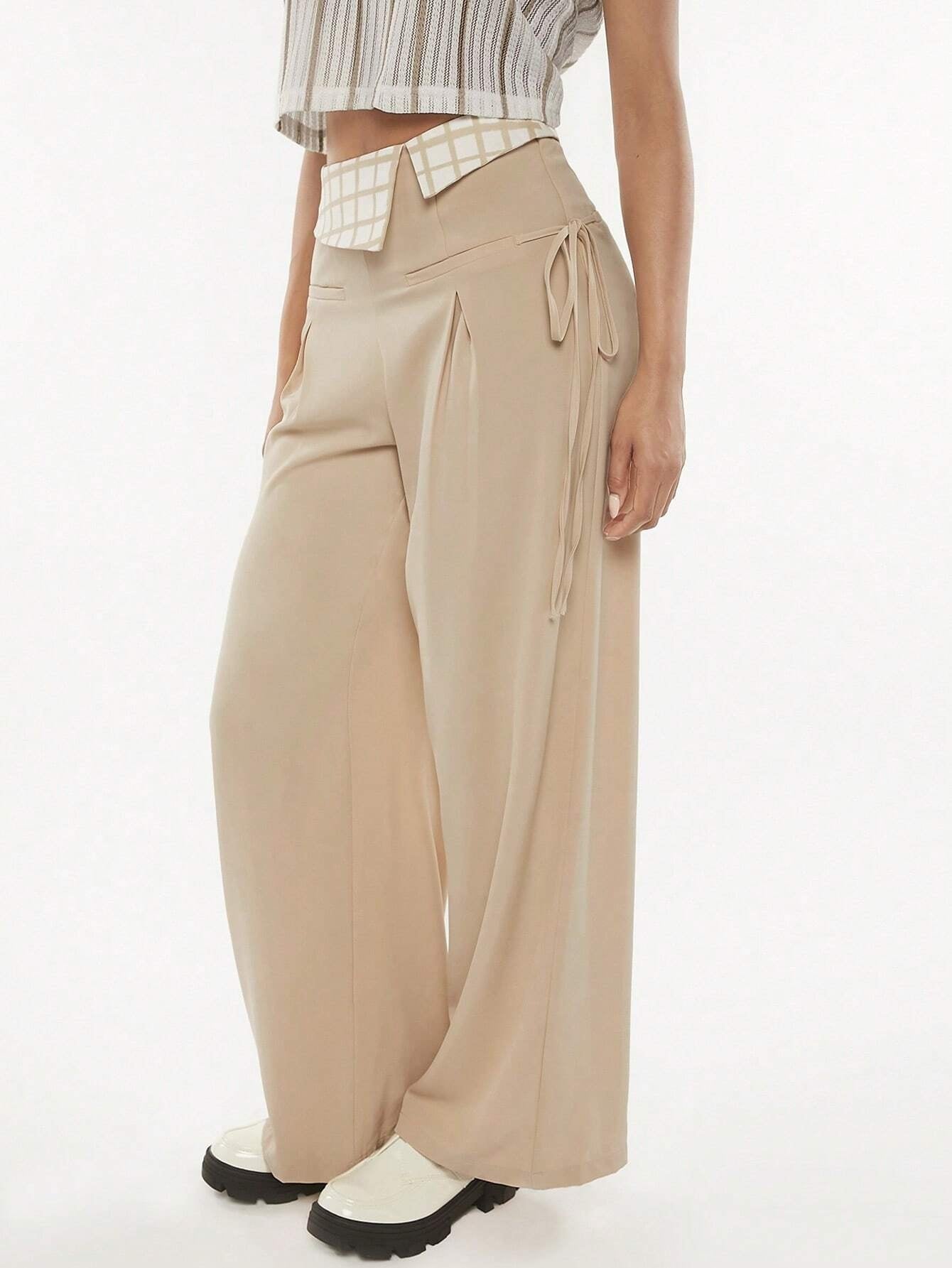 CM-BS972733 Women Casual Seoul Style Plaid Print Fold Pleated Detail Wide Leg Pants