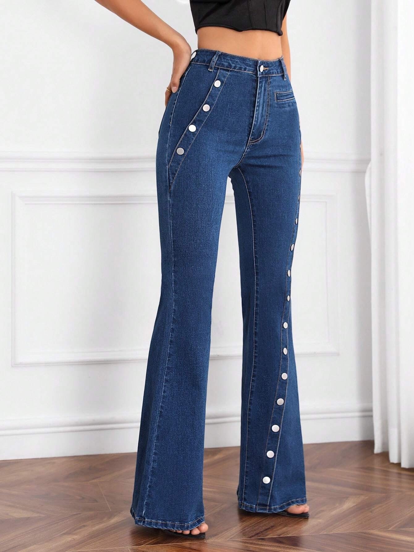 CM-BS938932 Women Casual Seoul Style Dark Wash Button Detail Flare Leg Jeans