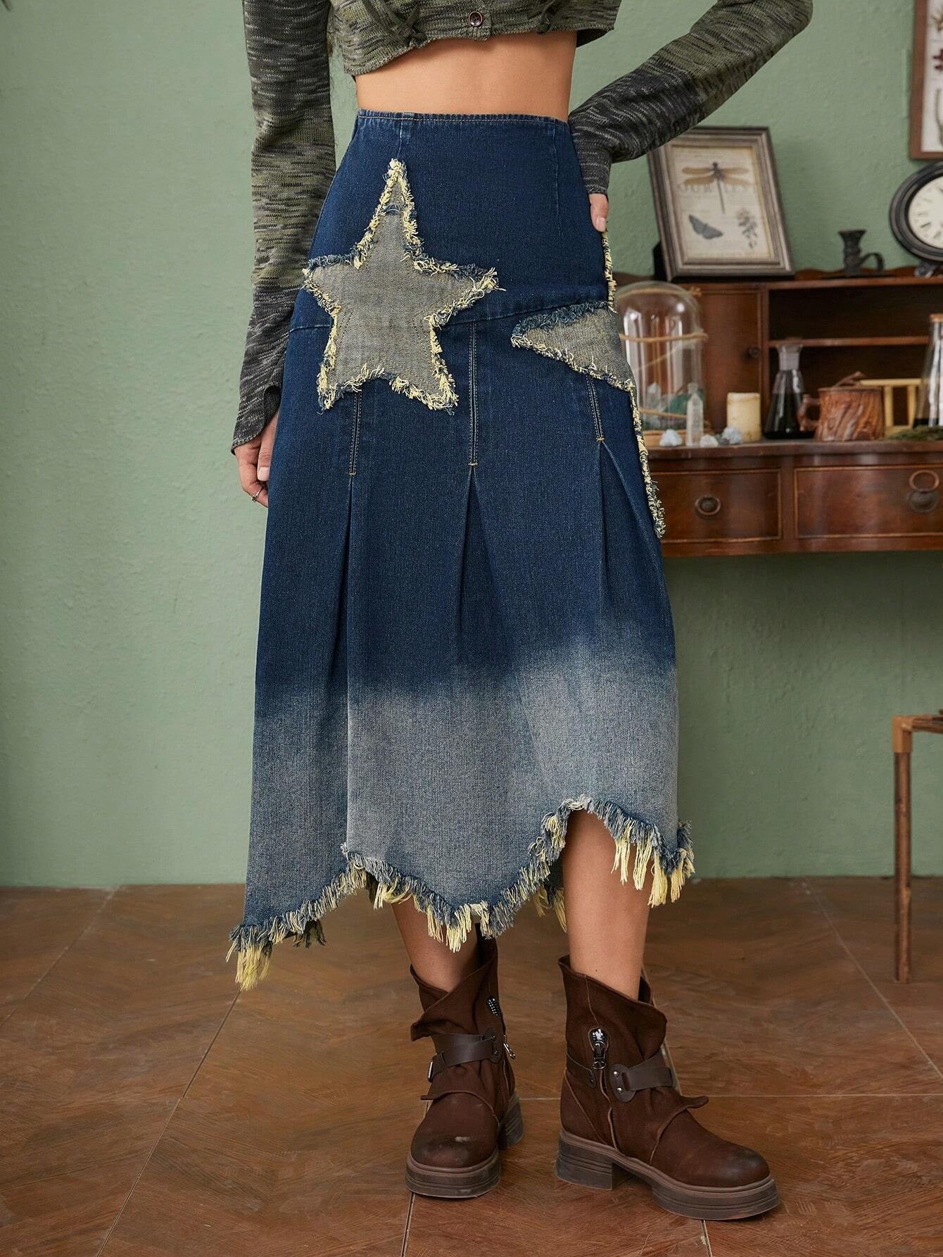 CM-BS181388 Women Preppy Seoul Style Washed Star Patched Raw Hem Denim Skirt