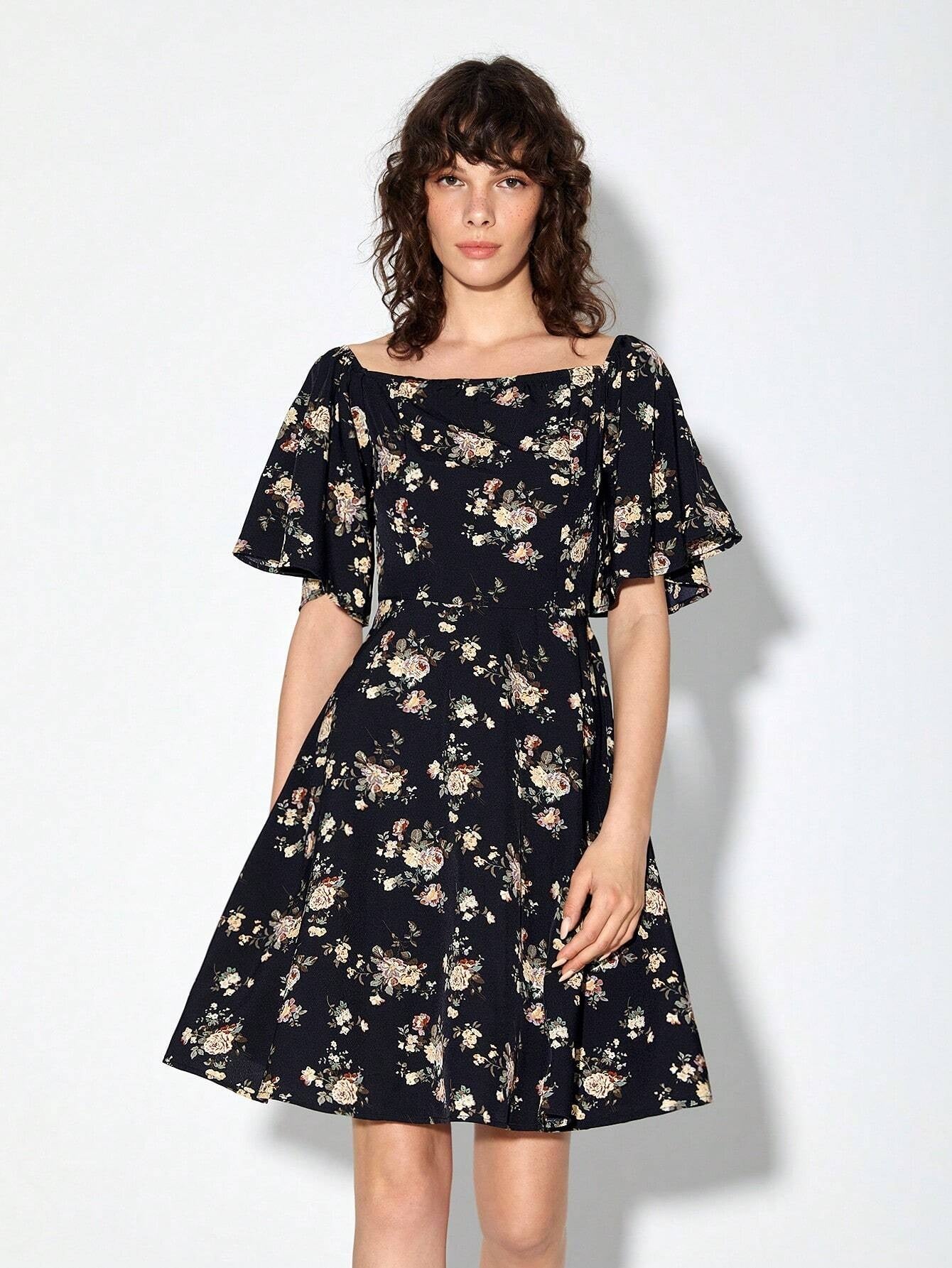 CM-DS208284 Women Casual Seoul Style Floral Print Square Neck Butterfly Sleeve Dress