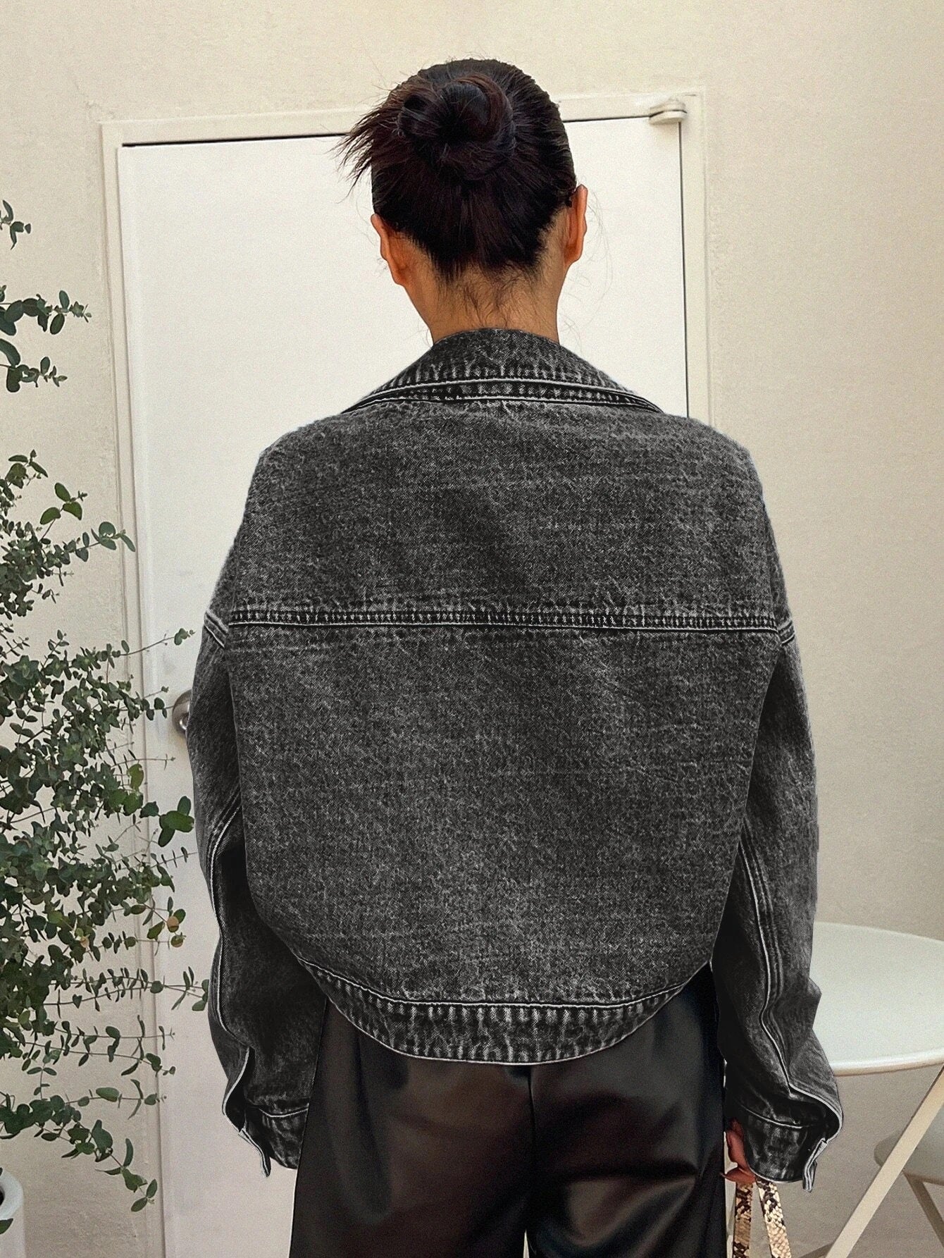 CM-CS527792 Women Preppy Seoul Style Drop Shoulder Asymmetrical Hem Denim Jacket - Black