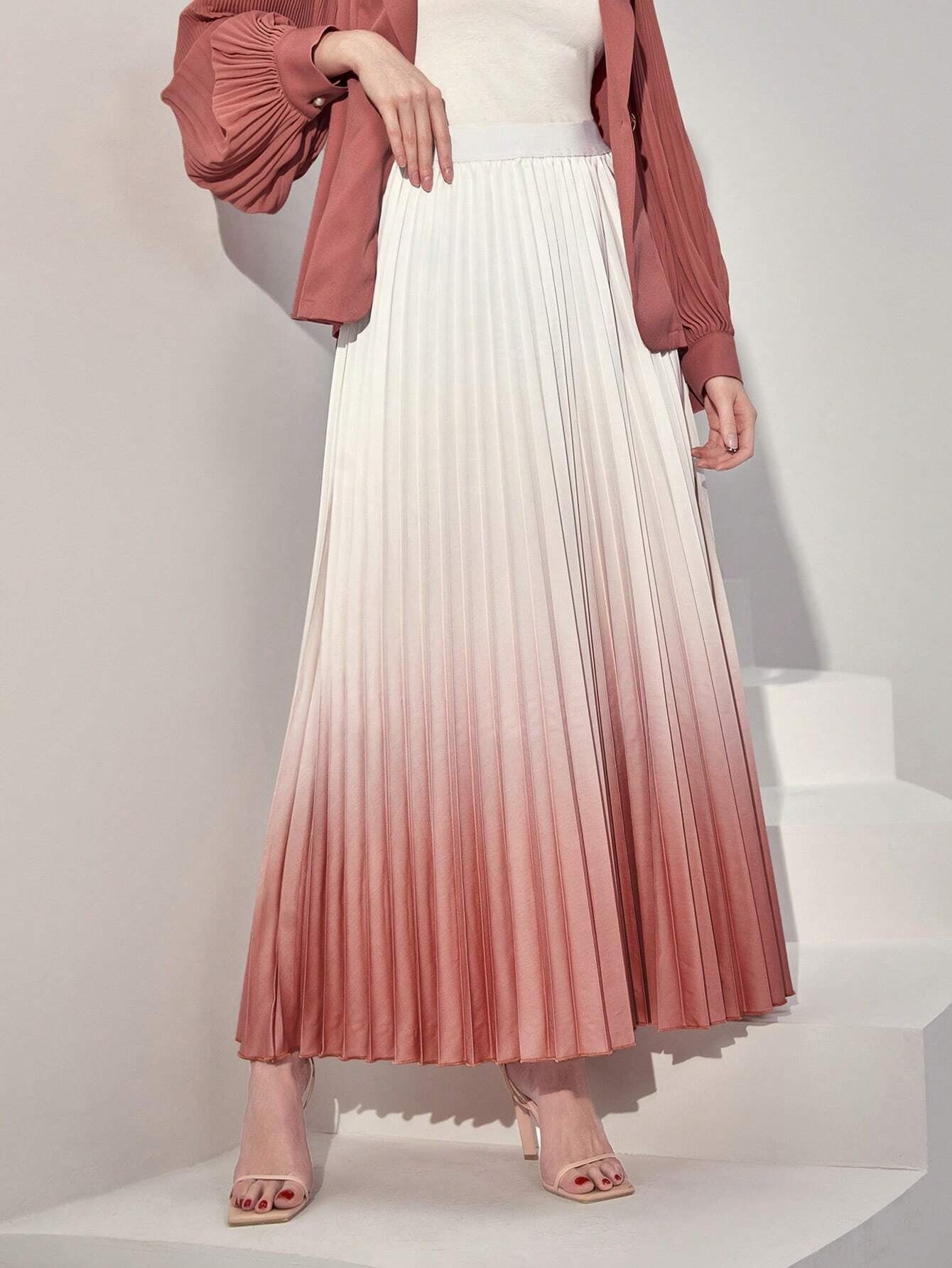 CM-BS181281 Women Elegant Seoul Style Ombre Pleated Skirt - Pink