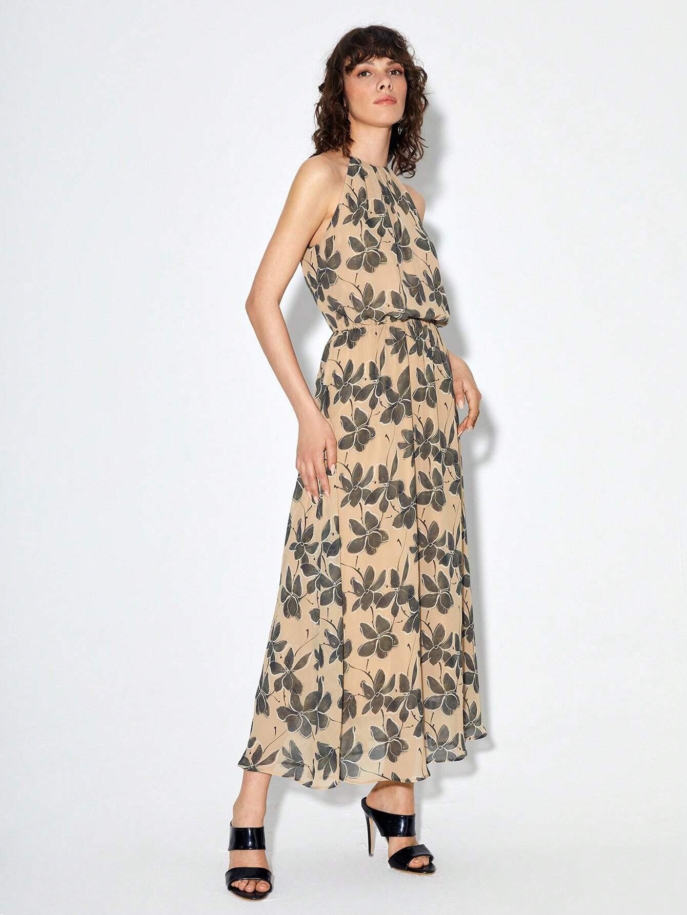 CM-DS760770 Trendy Bohemian Style Sleeveless Floral Print Halter Neck Dress