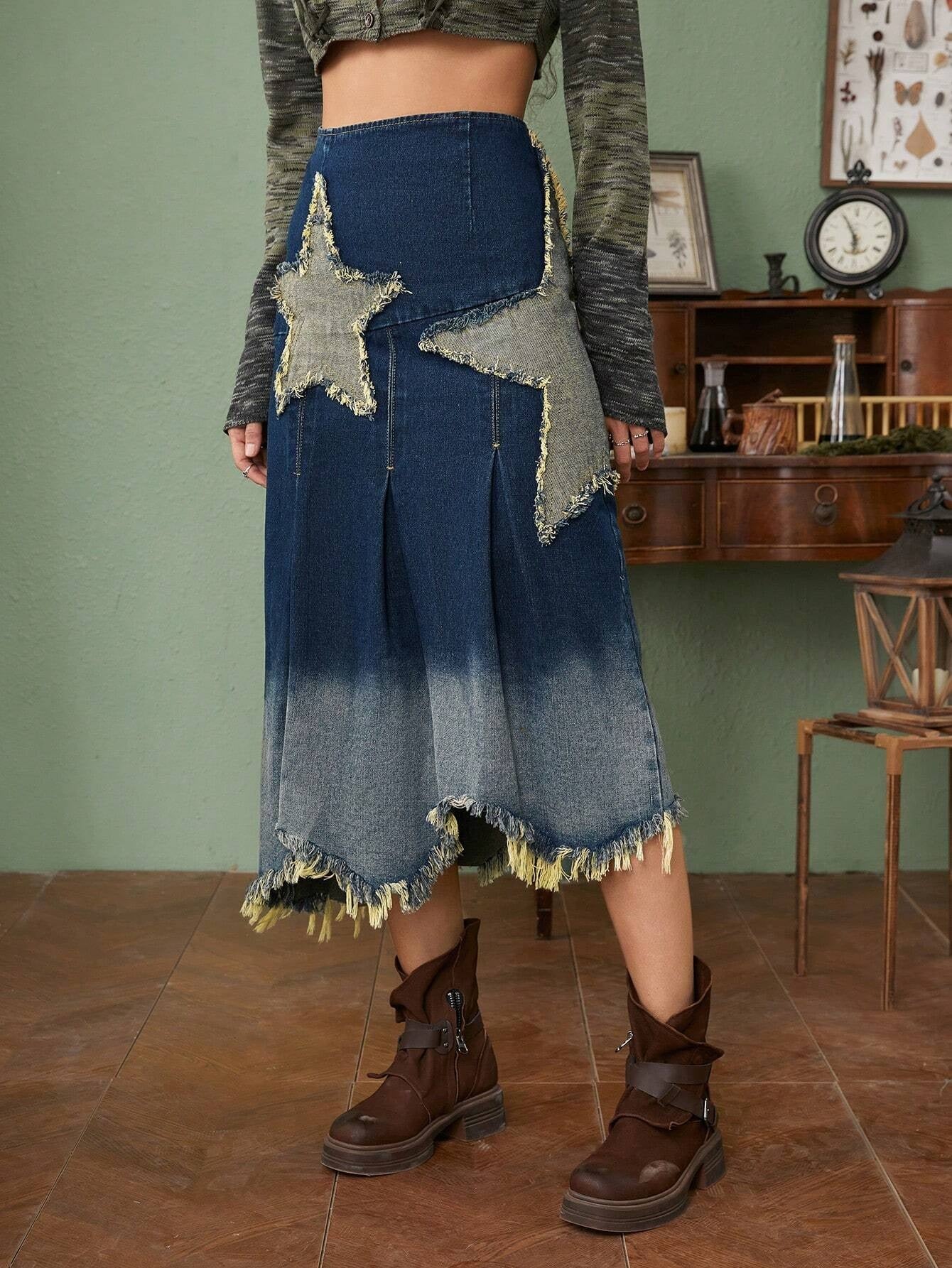 CM-BS181388 Women Preppy Seoul Style Washed Star Patched Raw Hem Denim Skirt