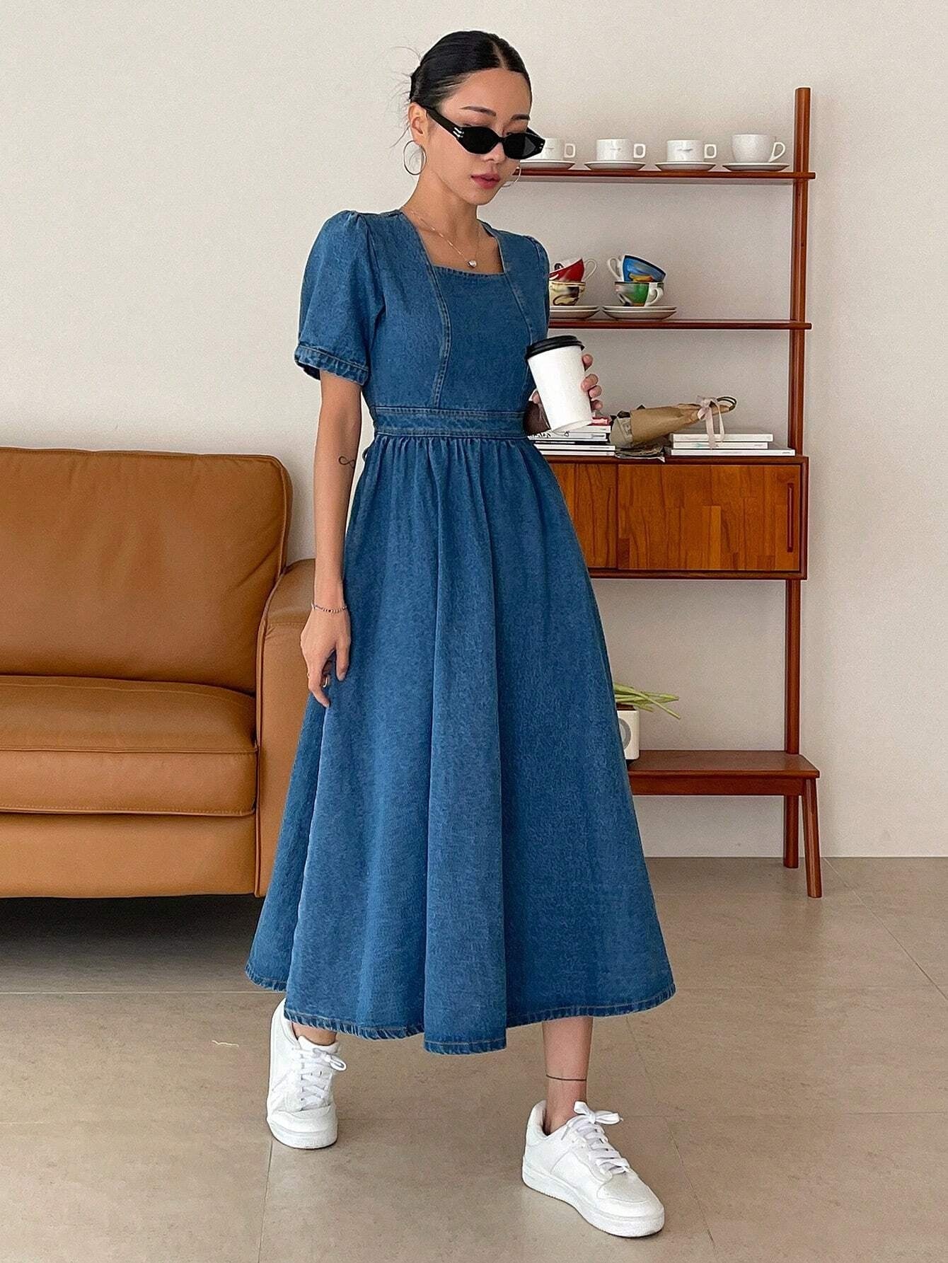 CM-DS832025 Women Casual Seoul Style Medium Wash Square Neck Puff Sleeve A-Line Denim Dress