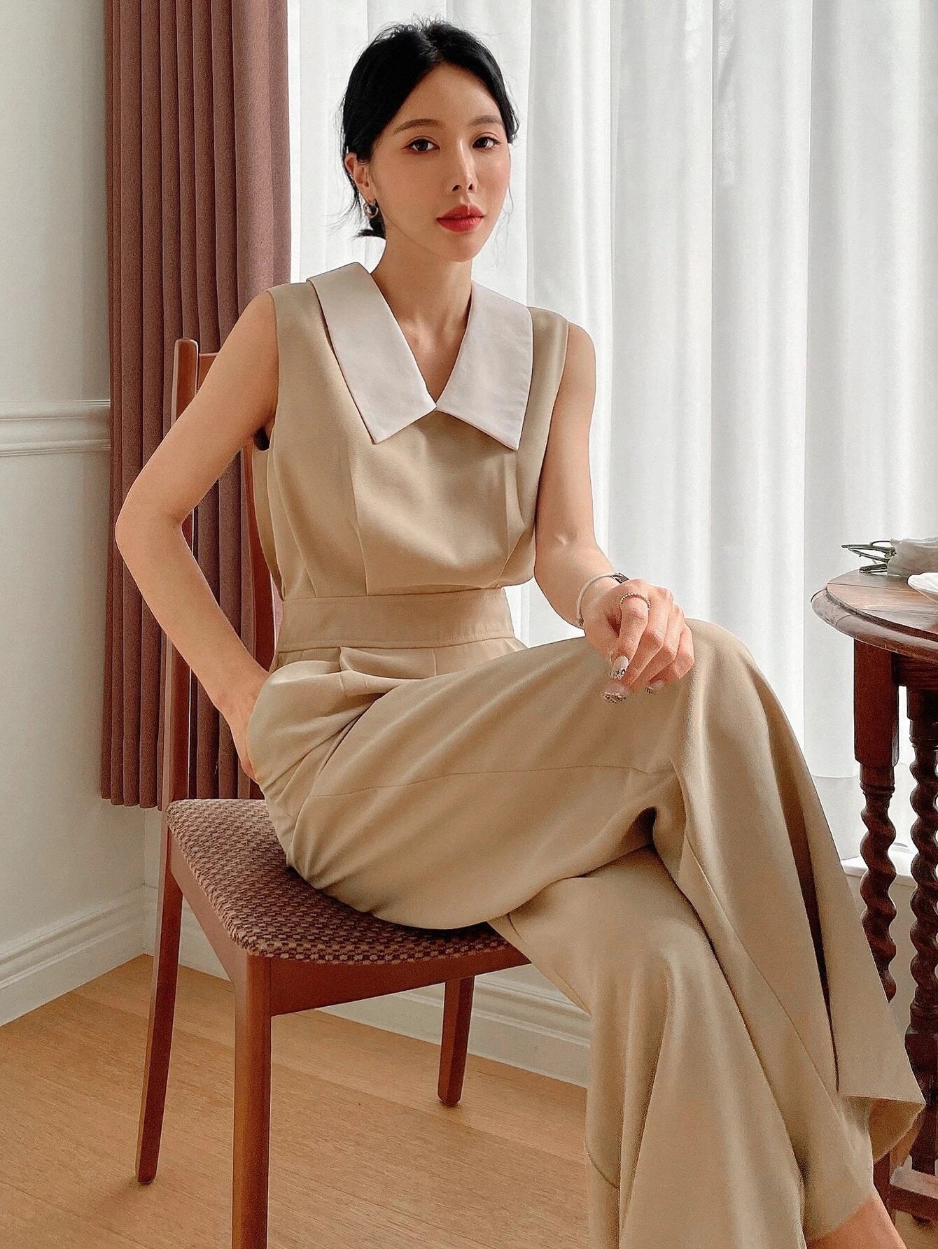 CM-JS050337 Women Casual Seoul Style Contrast Collar Sleeveless Wide Leg Jumpsuit