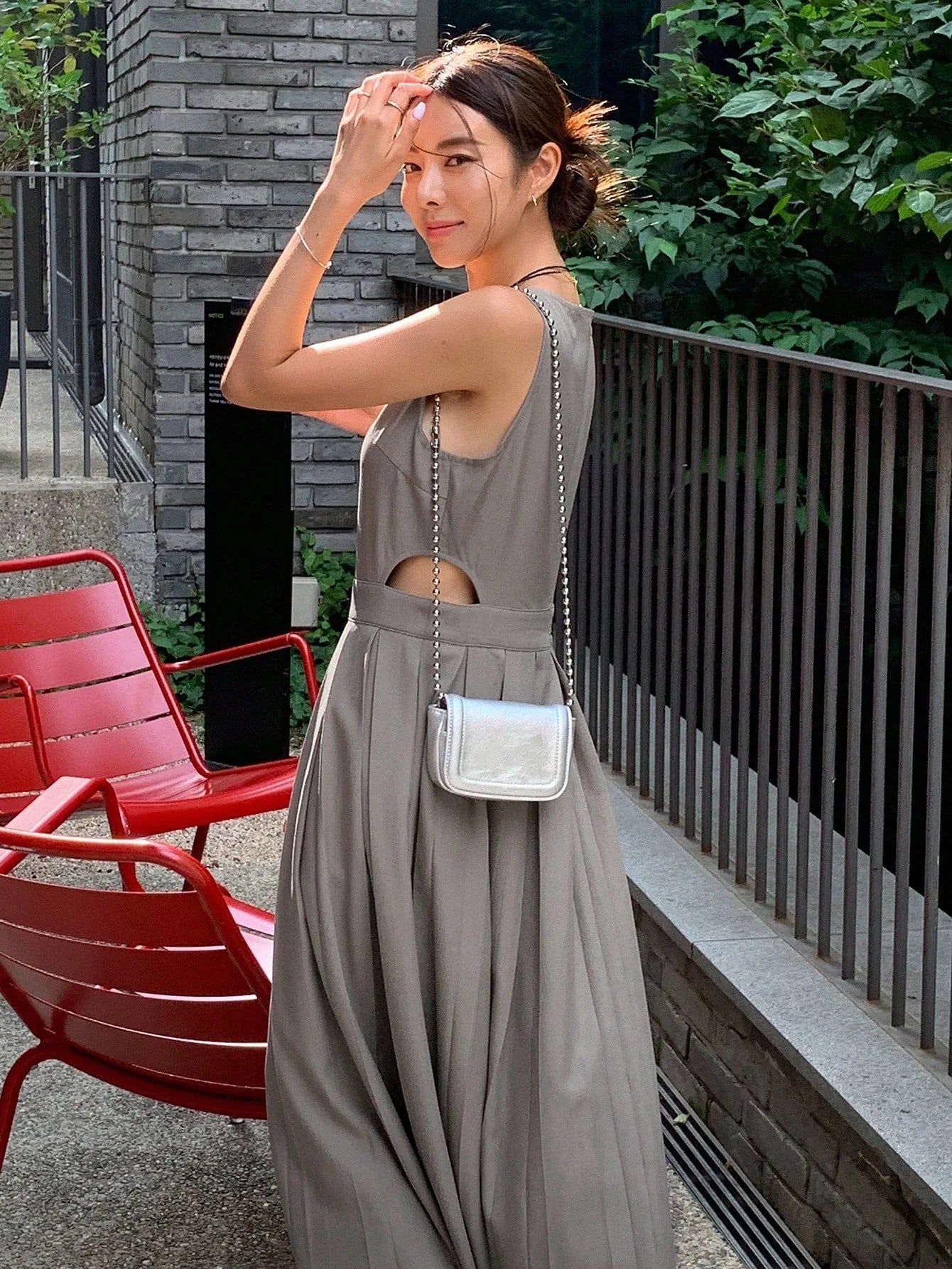 CM-DS286867 Women Casual Seoul Style Round Neck Sleeveless Solid Pleated Hem Dress - Gray