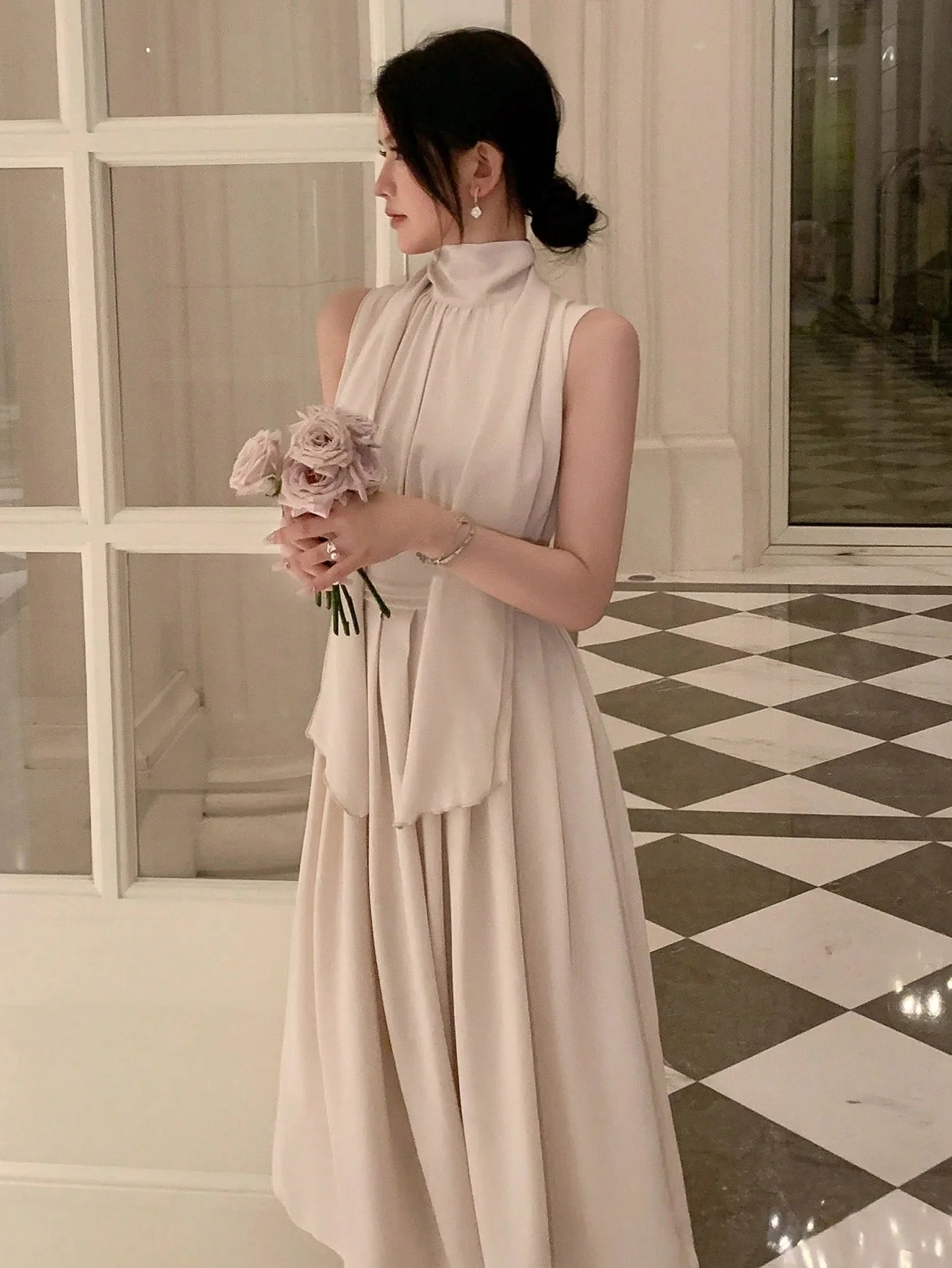CM-DS634353 Women Elegant Seoul Style Stand Collar Sleeveless Solid Pleated Detail Dress