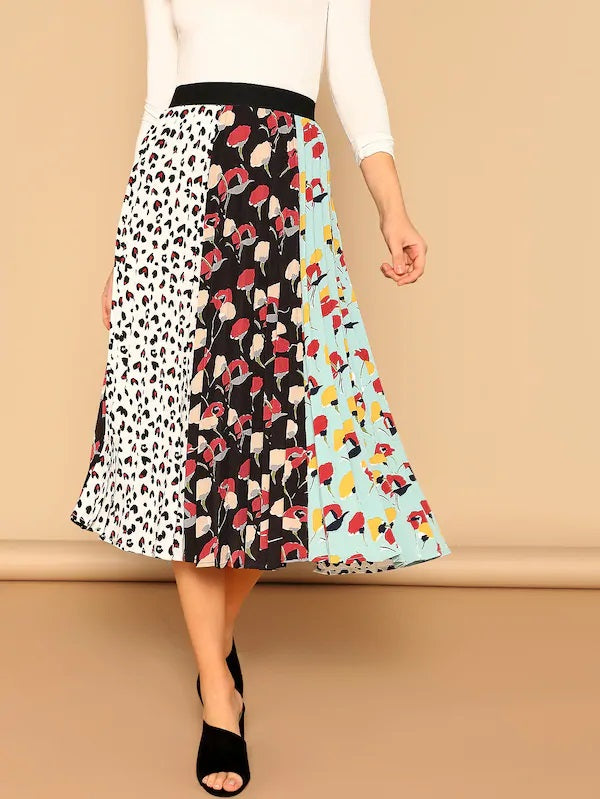 CM-BS210601 Women Casual Seoul Style Leopard And Floral Print Pleated Skirt