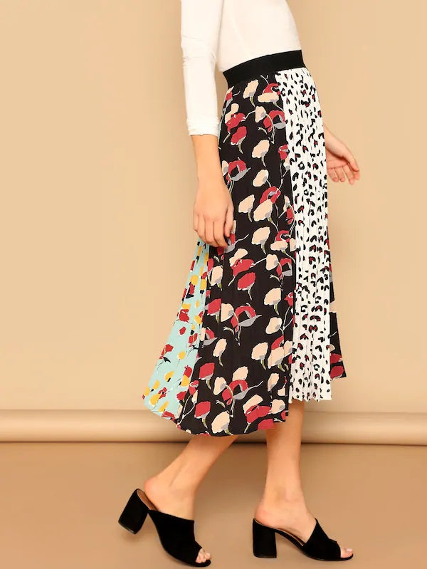 CM-BS210601 Women Casual Seoul Style Leopard And Floral Print Pleated Skirt