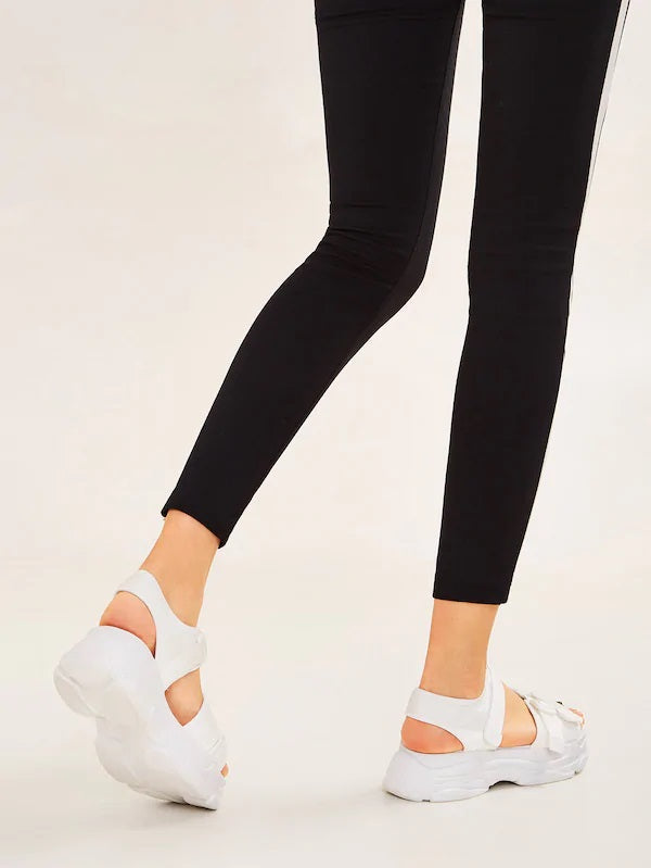 CM-SHS612152 Women Casual Seoul Style Open Toe Chunky Sole Sandals - White