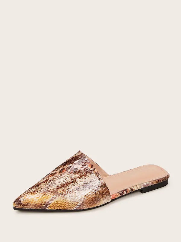 CM-SHS624899 Women Casual Seoul Style Point Toe Snakeskin Print Flat Mules