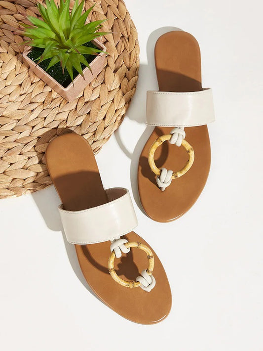 CM-SHS627132 Women Casual Seoul Style Toe Post Ring Decor Flat Sliders - White