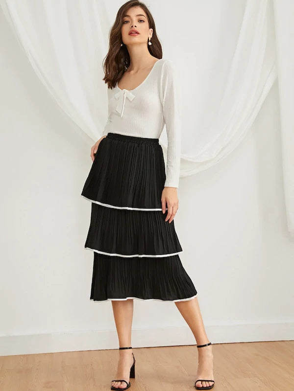 CM-BS711061 Women Elegant European Style High Waist Layered Hem Pleated Skirt - Black