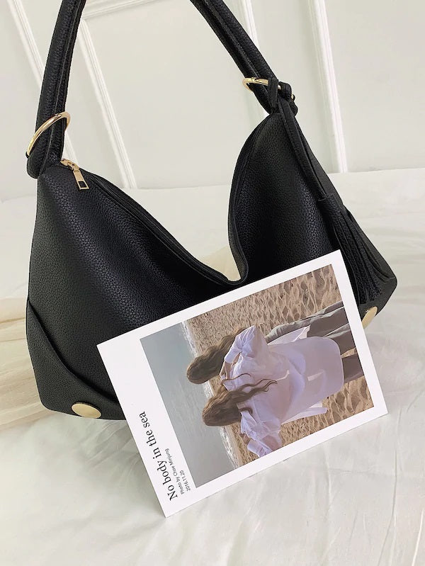 CM-BGS719382 Women Elegant Seoul Style Tassel Decor Slouch Bag - Black