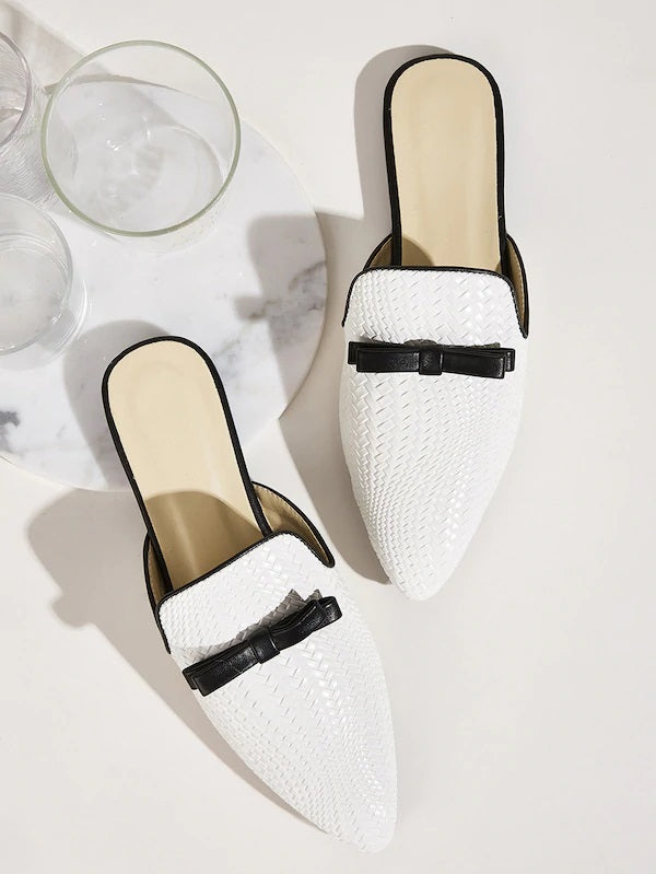 CM-SHS813883 Women Elegant Seoul Style Bow Decor Braided Detail Flats - White