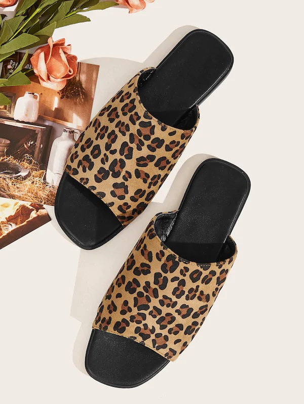 CM-SHS820544 Women Casual Seoul Style Open Toe Leopard Print Sliders - Brown