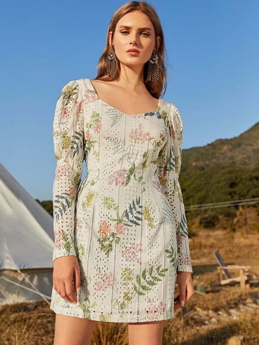 CM-DS114806 Women Bohemian Style Sweetheart Long Sleeve Tropical Prints Schiffy Short Dress