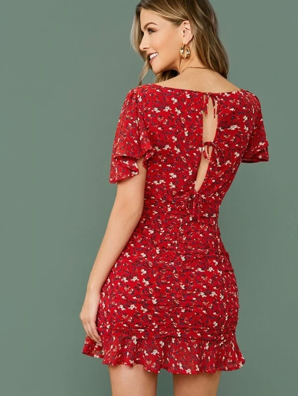 CM-DS213242 Women Bohemian Style Flutter Sleeve Ruffle Hem Ditsy Floral Ruched Dress - Red