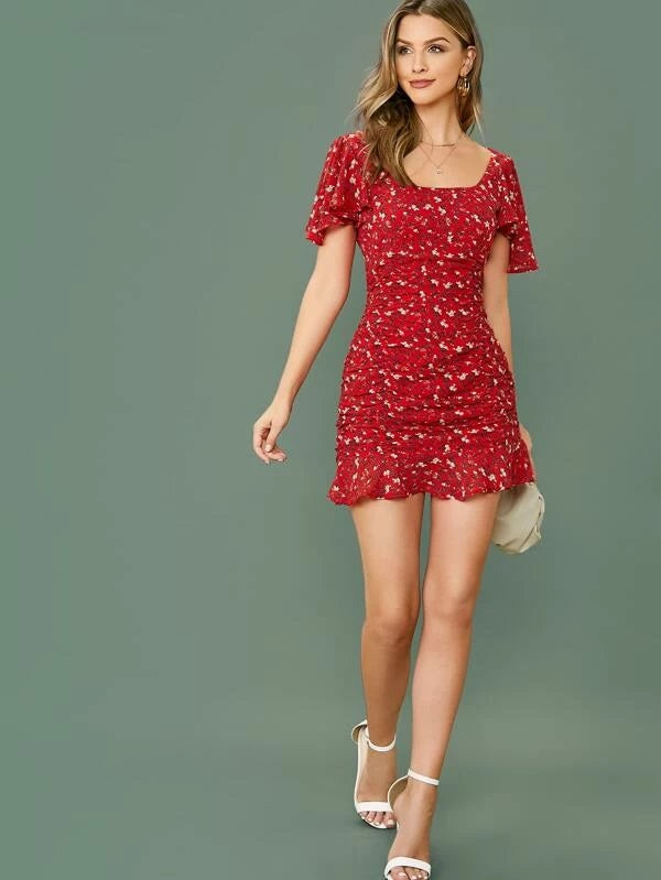 CM-DS213242 Women Bohemian Style Flutter Sleeve Ruffle Hem Ditsy Floral Ruched Dress - Red
