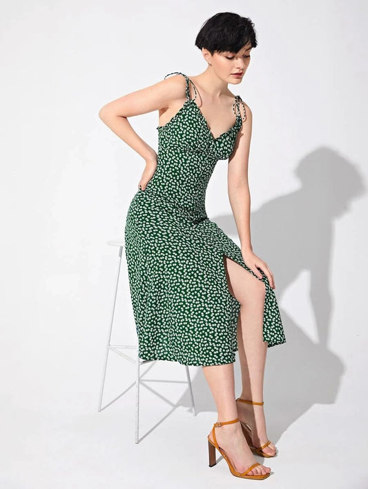 CM-DS115685 Women Elegant European Style Knot Strap Buttoned Front Split Hem Ditsy Floral Dress