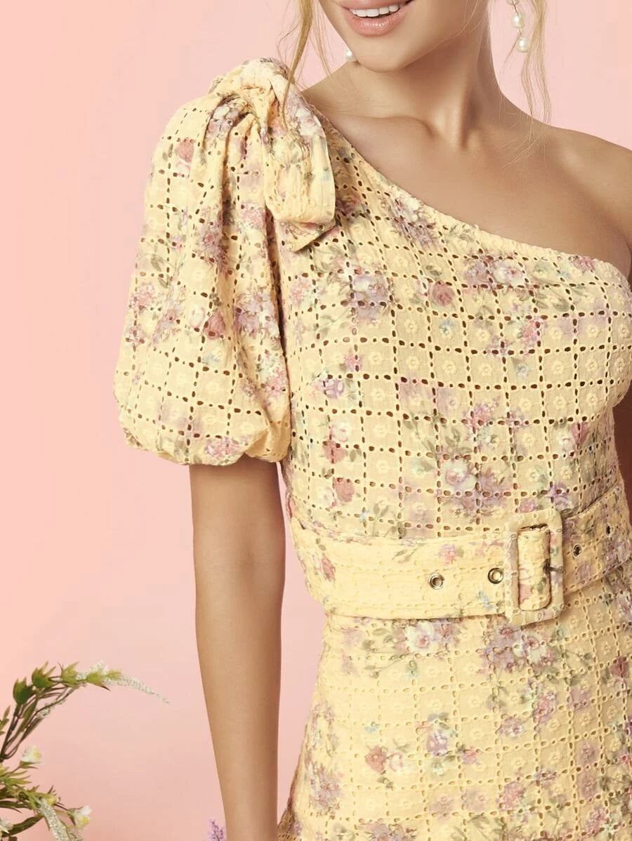 CM-DS302929 Women Trendy Bohemian Style One Shoulder Asymmetrical Ruffle Hem Belted Schiffy Dress