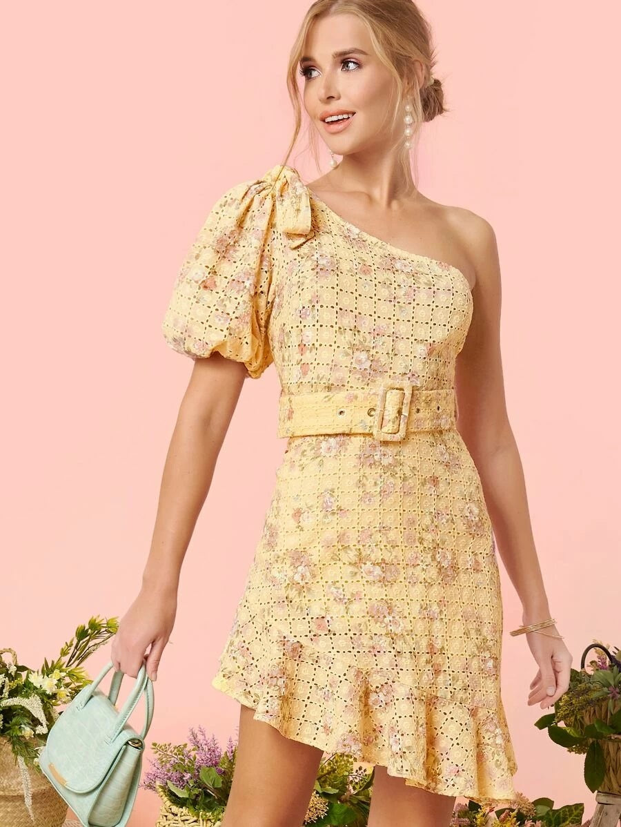 CM-DS302929 Women Trendy Bohemian Style One Shoulder Asymmetrical Ruffle Hem Belted Schiffy Dress